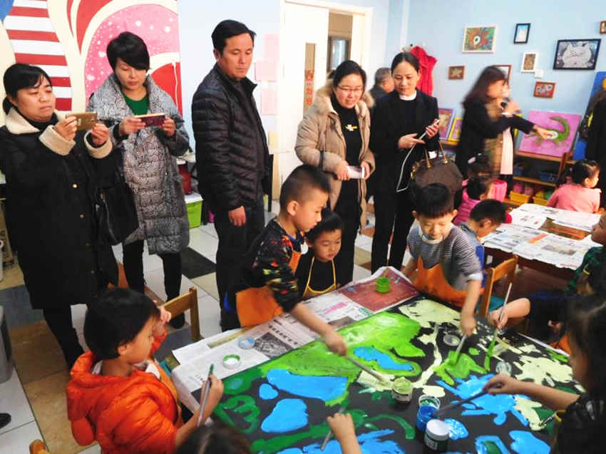 凝心聚力促發(fā)展，共繪藍圖譜新篇——菏澤市中華職教社文化教育專委會委員共商教育發(fā)展大計